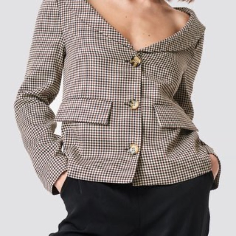 FABULOUS and ADORABLE  Brand New checked blazer